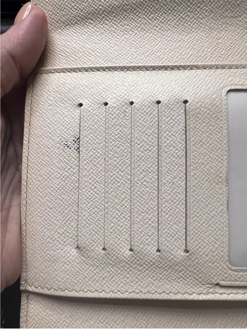Louis Vuitton Epi Koala Long Wallet Ivoire Ivory Leather Silver Hardware w/COA - Picture 7 of 13